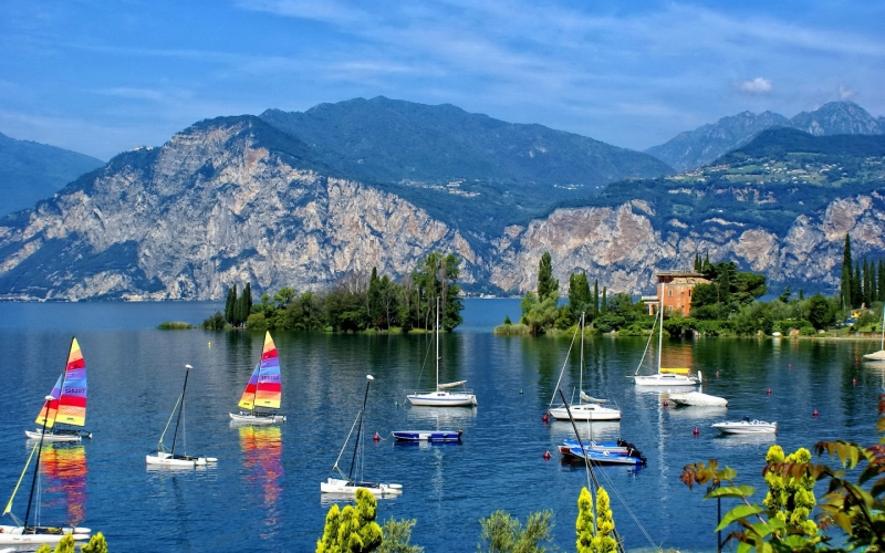 A short Villa Film showing you a holiday Villa in Varenna and around Lake Como, Italy