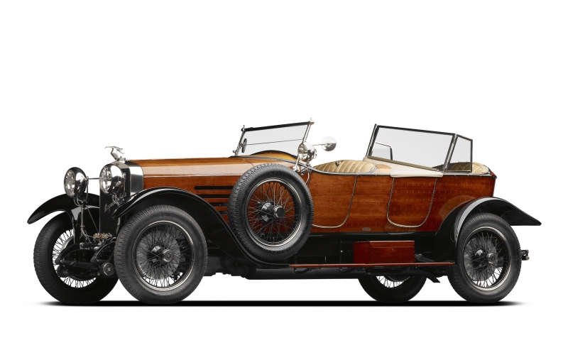 The 1922-Hispano-Suiza-H-6B-Skiff