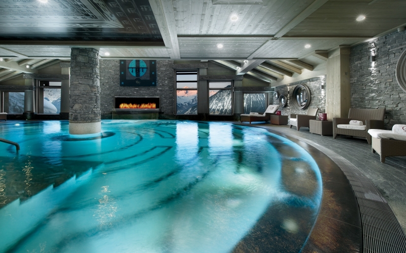K2 Palace Hotel Pool