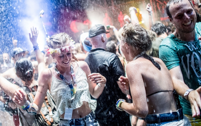 The Sziget Crowd Throw Streamers into the Air