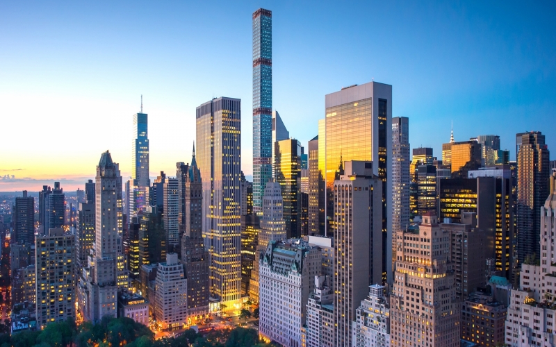 432 Park Avenue and the Staggering Zenith of Kelly Behun