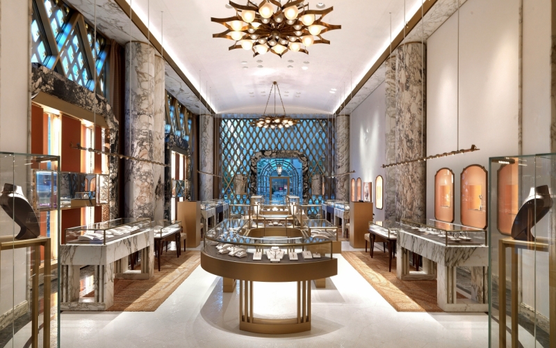 The Spectacle Store'. Louis Vuitton's Peter Marino-renovated London  flagship, The Strength of Architecture