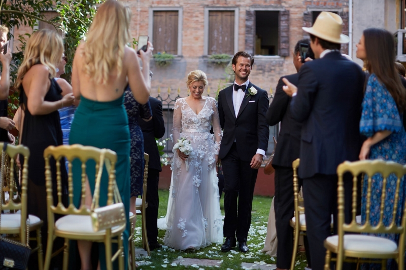 Morlotti Studio...Producing the Finest Reportage Weddings in Italy