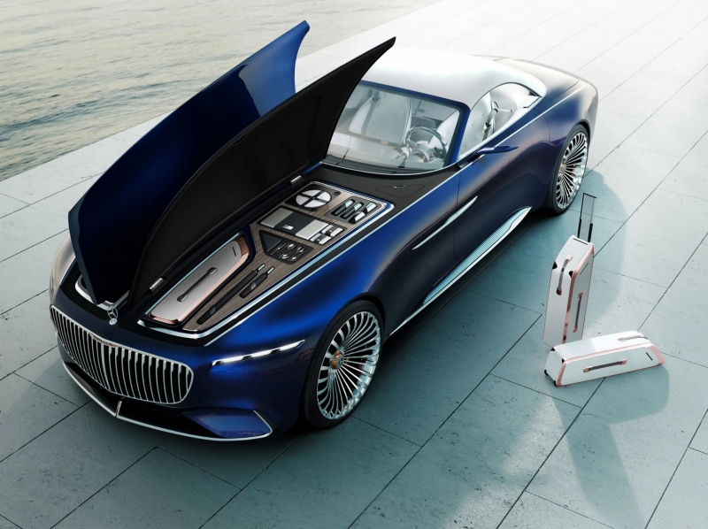 Mercedes-Maybach 6 Cabriolet... Twin-Center Hoods